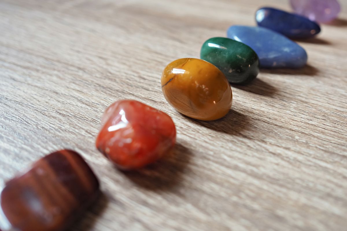 How-to-Activate-Chakra-Stones