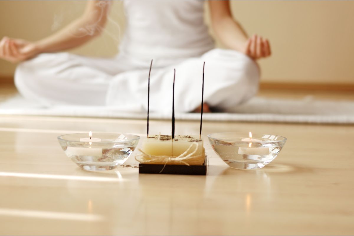 How to Meditate with Incense for Greater Mindfulness and Relaxation