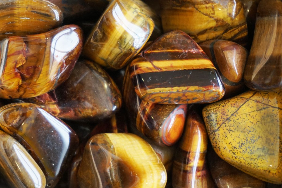 100 Tiger’s Eye Affirmations - Improve Self-Confidence, Control And More Now!