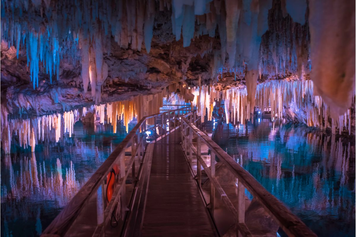 12 Most Beautiful Crystal Caves In The World [With Pictures]