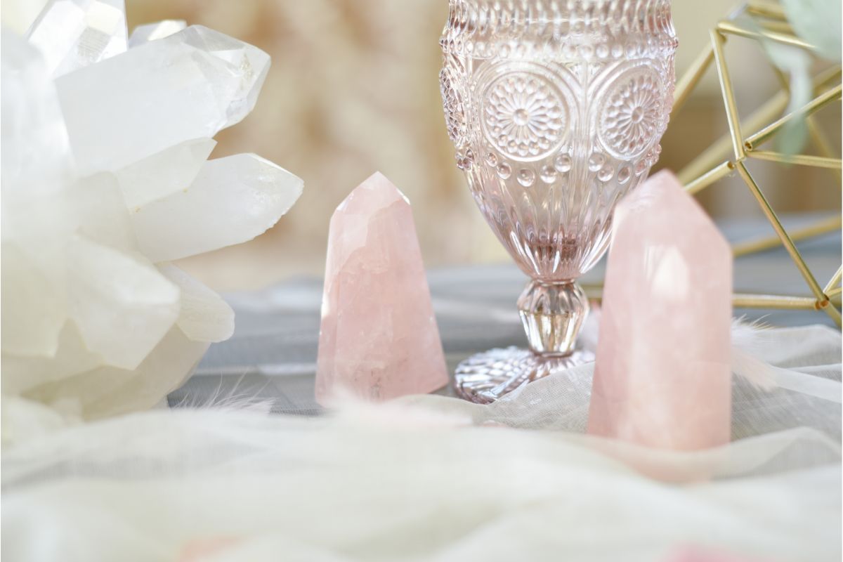 13 Decorative Crystals