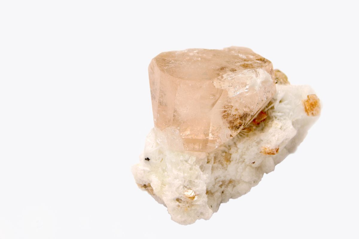 13 Powerful Crystals For Emotional Healing