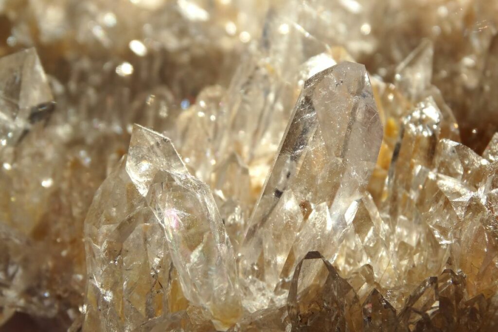 5 Beige Crystals - That Crystal Site