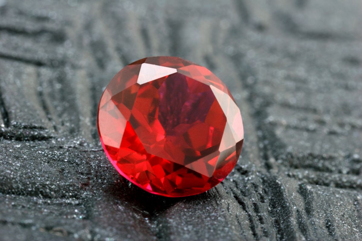 8 Beautiful Red Crystals