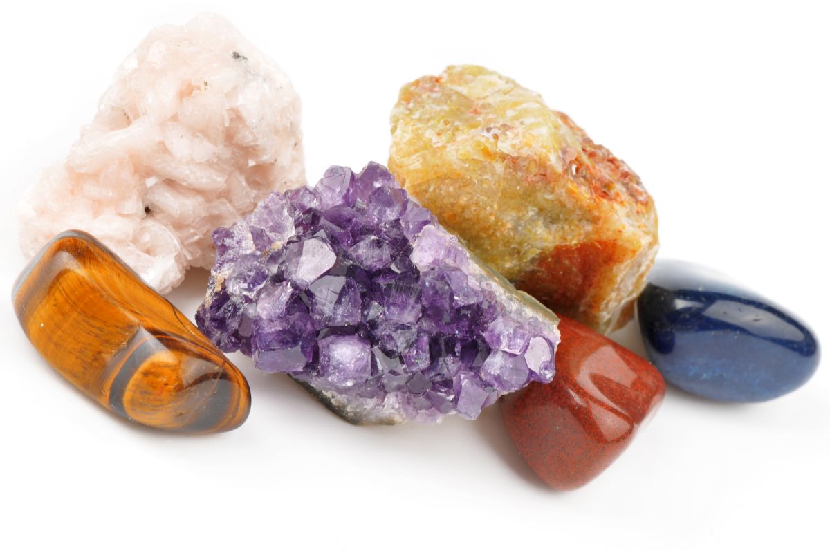 Are Crystals Alive? [What You Need To Know] - That Crystal Site