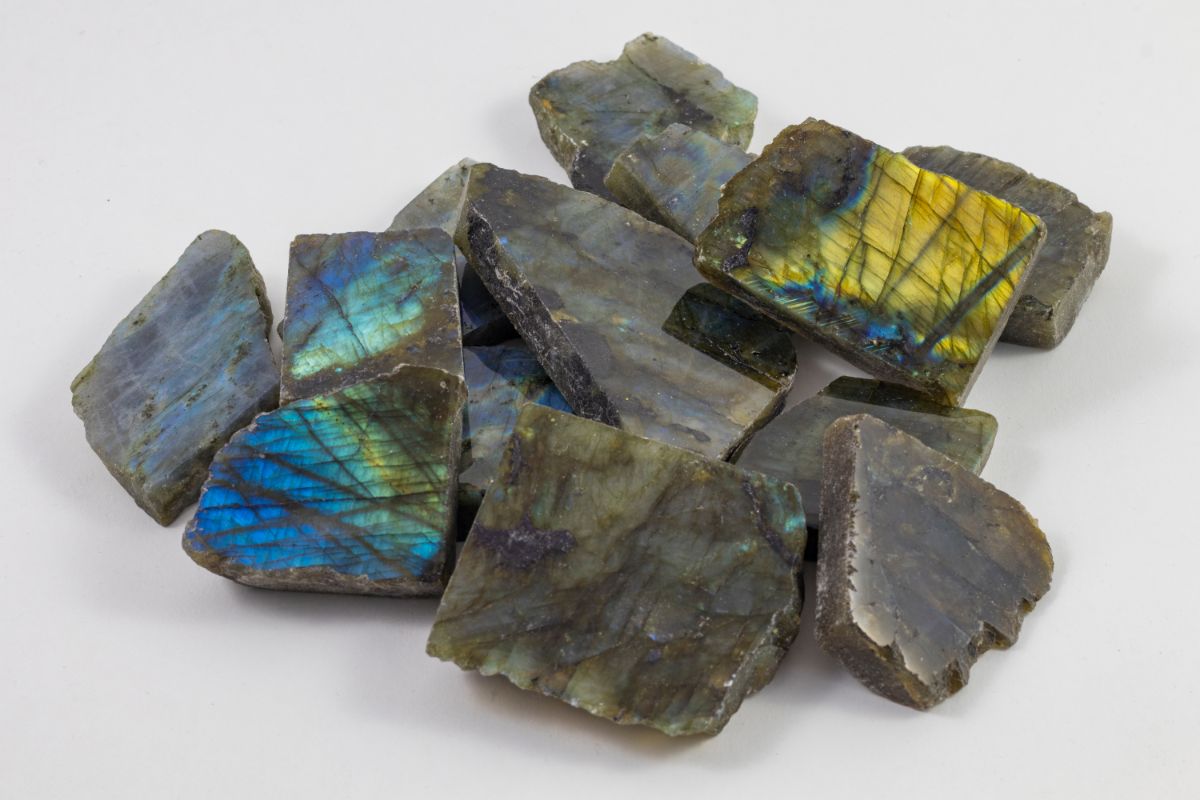 How To Use Crystal Combinations With Labradorite