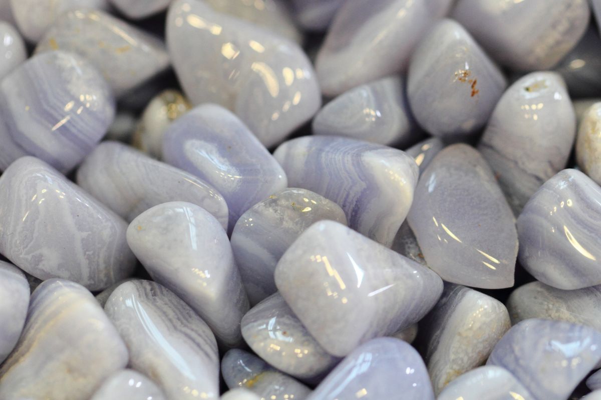 What Are Blue Chalcedony Properties And Powers?