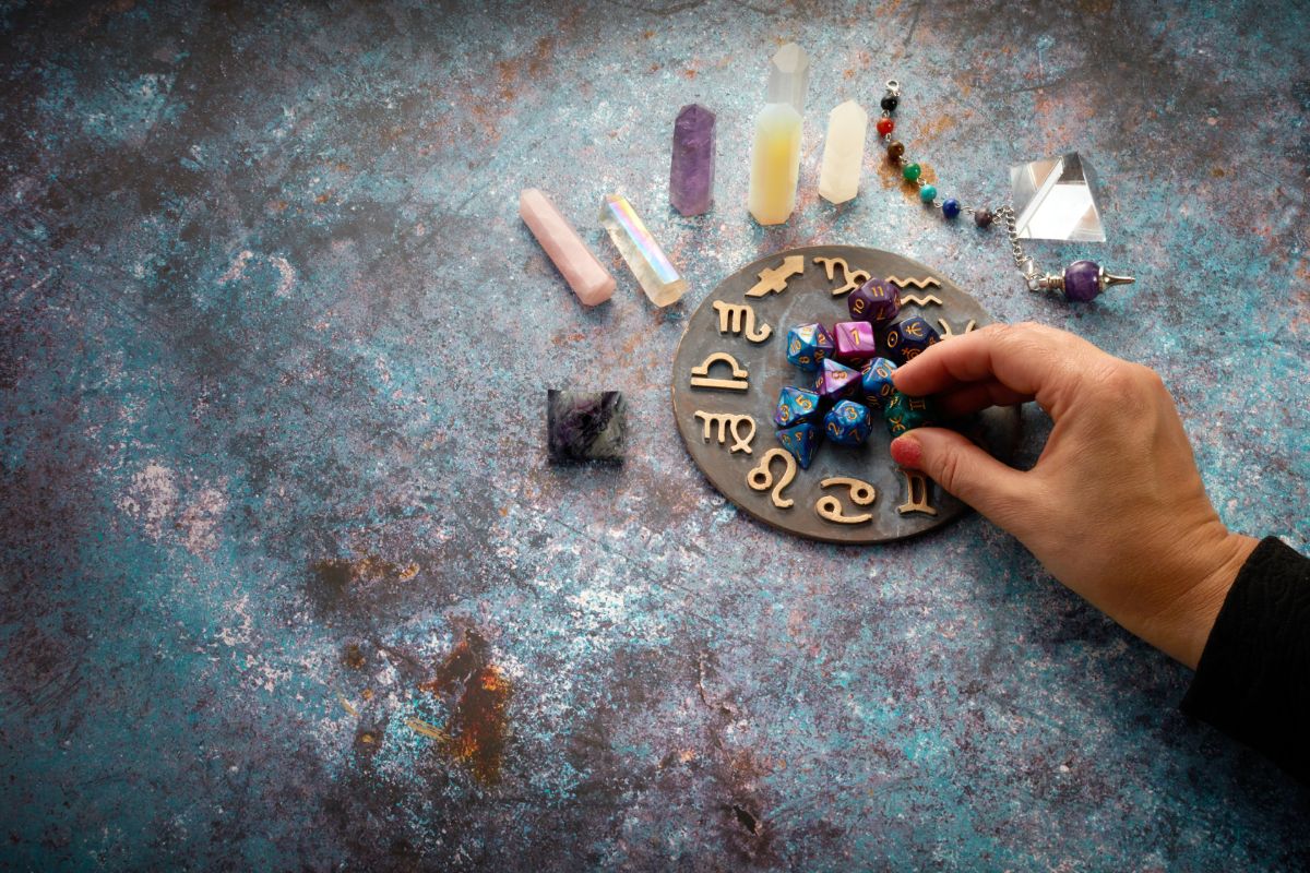 What Are Zodiac Crystals? [Astrology Crystals Explained]
