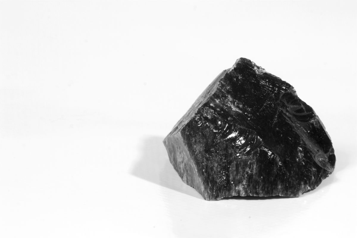 What Is Obsidian Associated With? [Gods, Chakras & More]