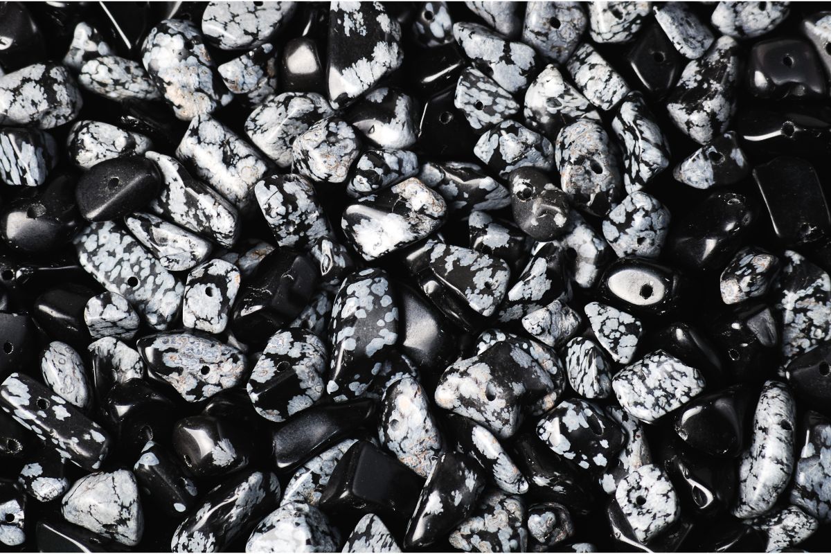 What Is Snowflake Obsidian Used For? [Crystal Properties Explained]