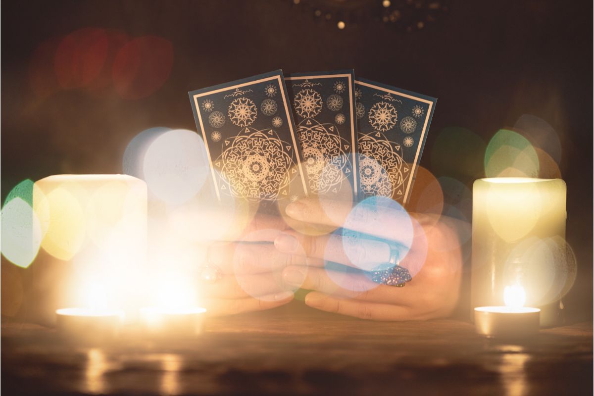 How To Do A 3 Tarot Card Reading