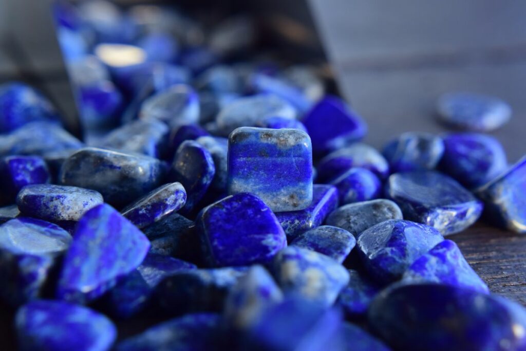 5 Ways To Use Lapis Lazuli