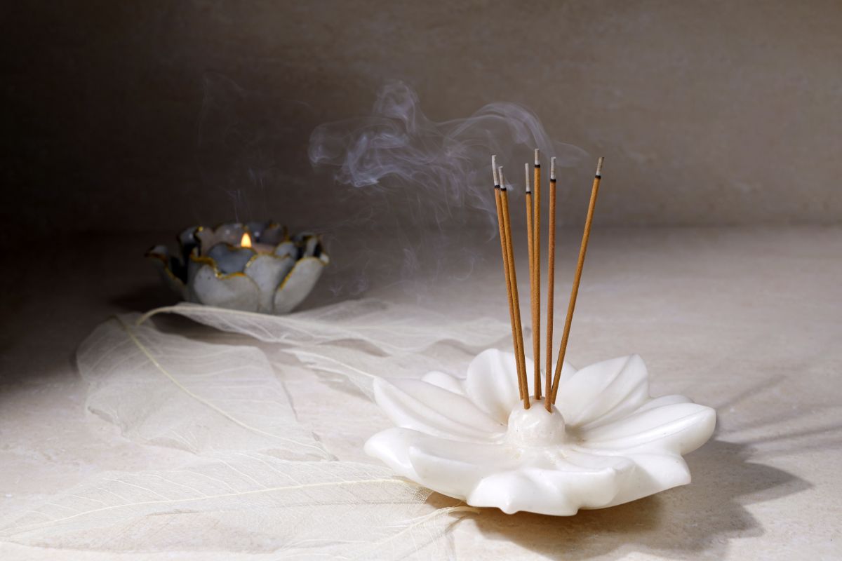 Incense: Benefits, Uses, And Spiritual Ideas