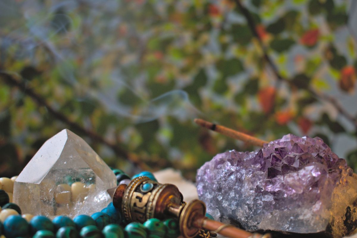 How To Cleanse Crystals With Incense?