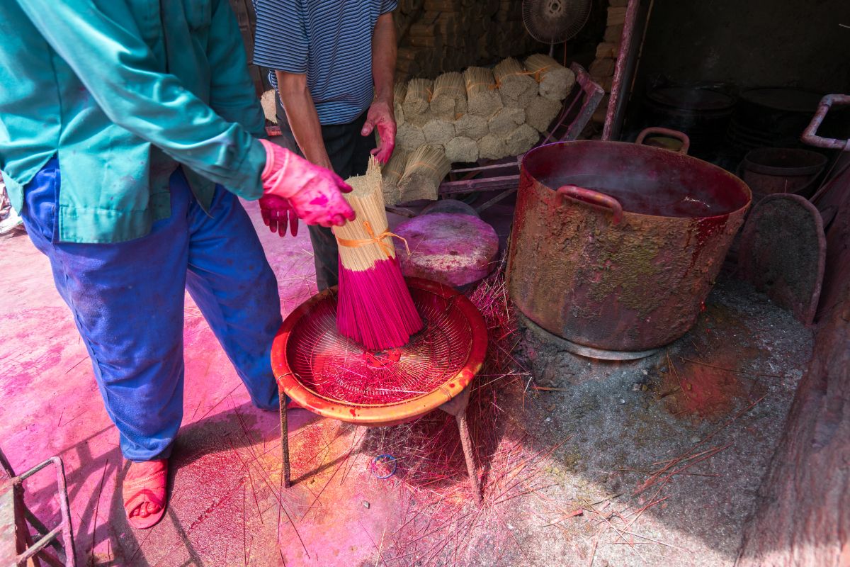 What Is Incense Made Of?