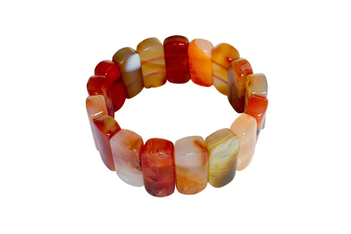 Who Should Not Wear Carnelian?