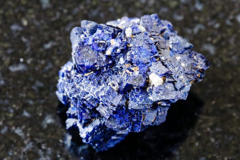 Lapis Lazuli Vs Azurite - Facts, Uses & More