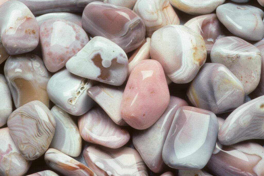 How Much Is Agate Worth? Understanding This Crystal's Value