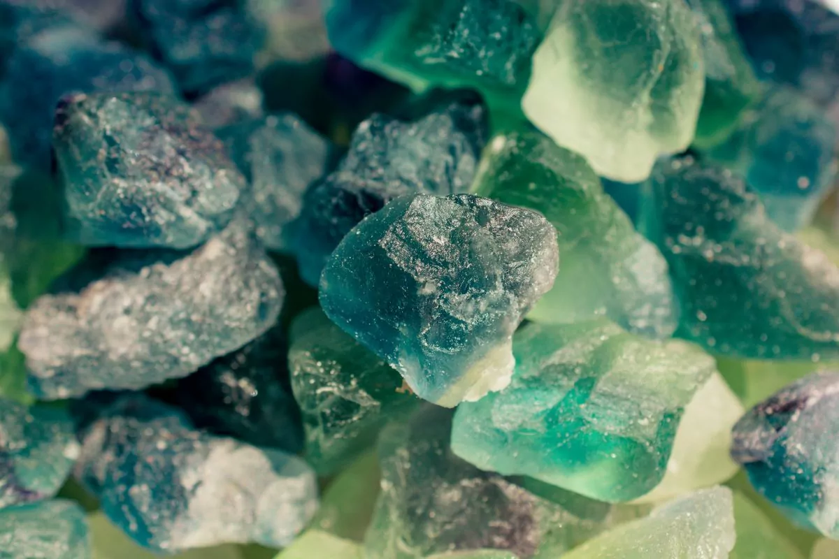 A-Complete-Guide-To-Fluorite-Crystals-Meaning-Healing-Powers-And-More