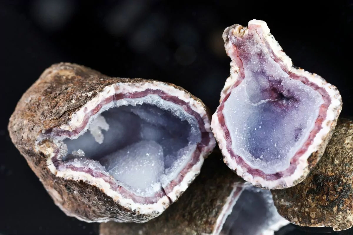 How Are Geodes Formed?