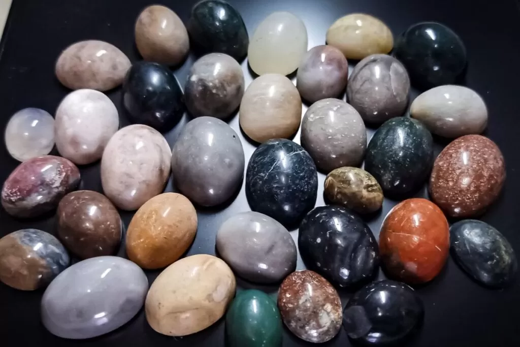 how much is agate worth?